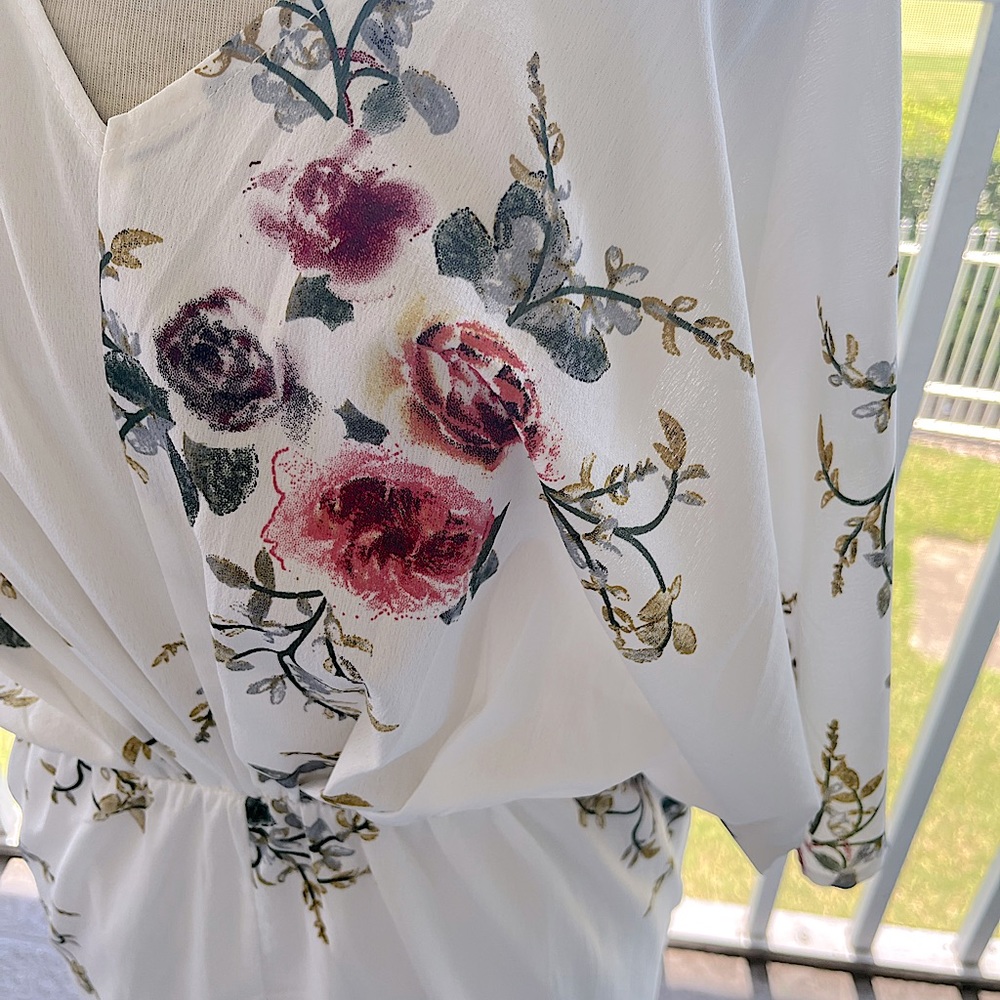 Dress - Picture 2 of 8